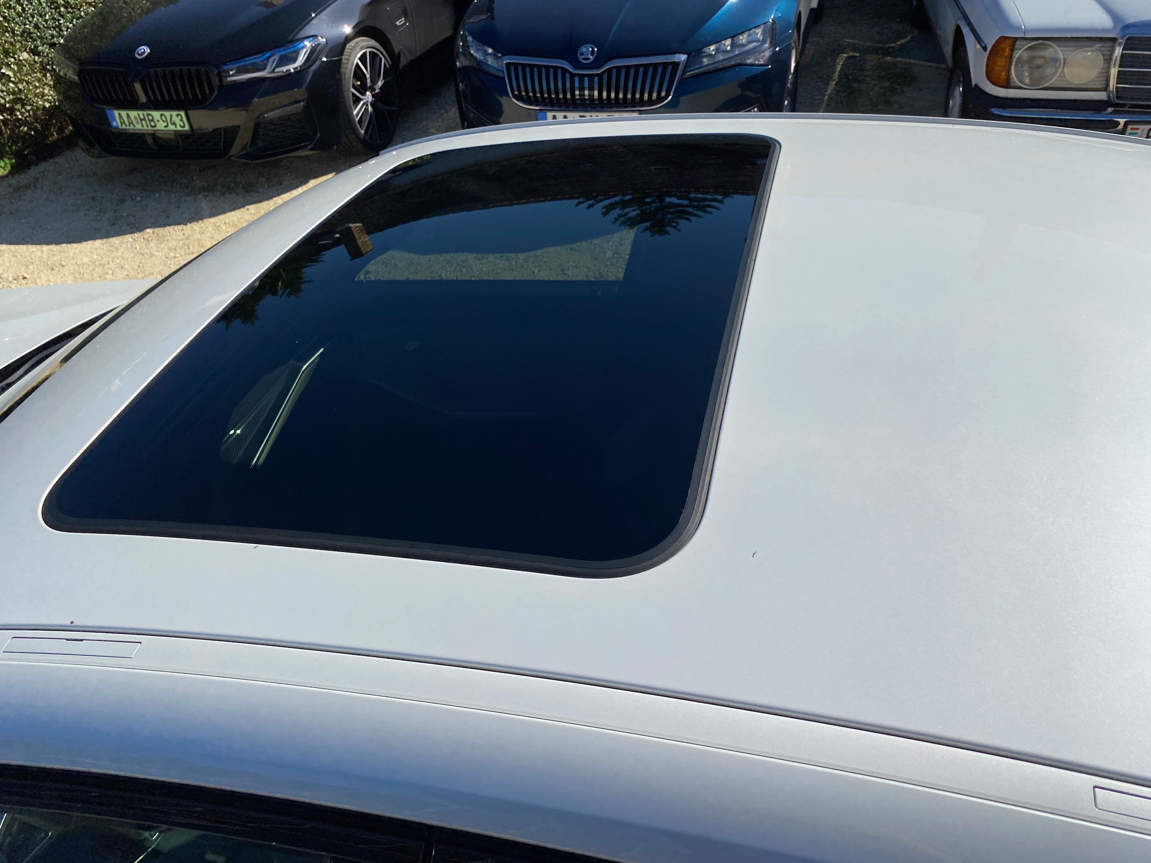BMW 330e Limousine M-Packet - 12. kép