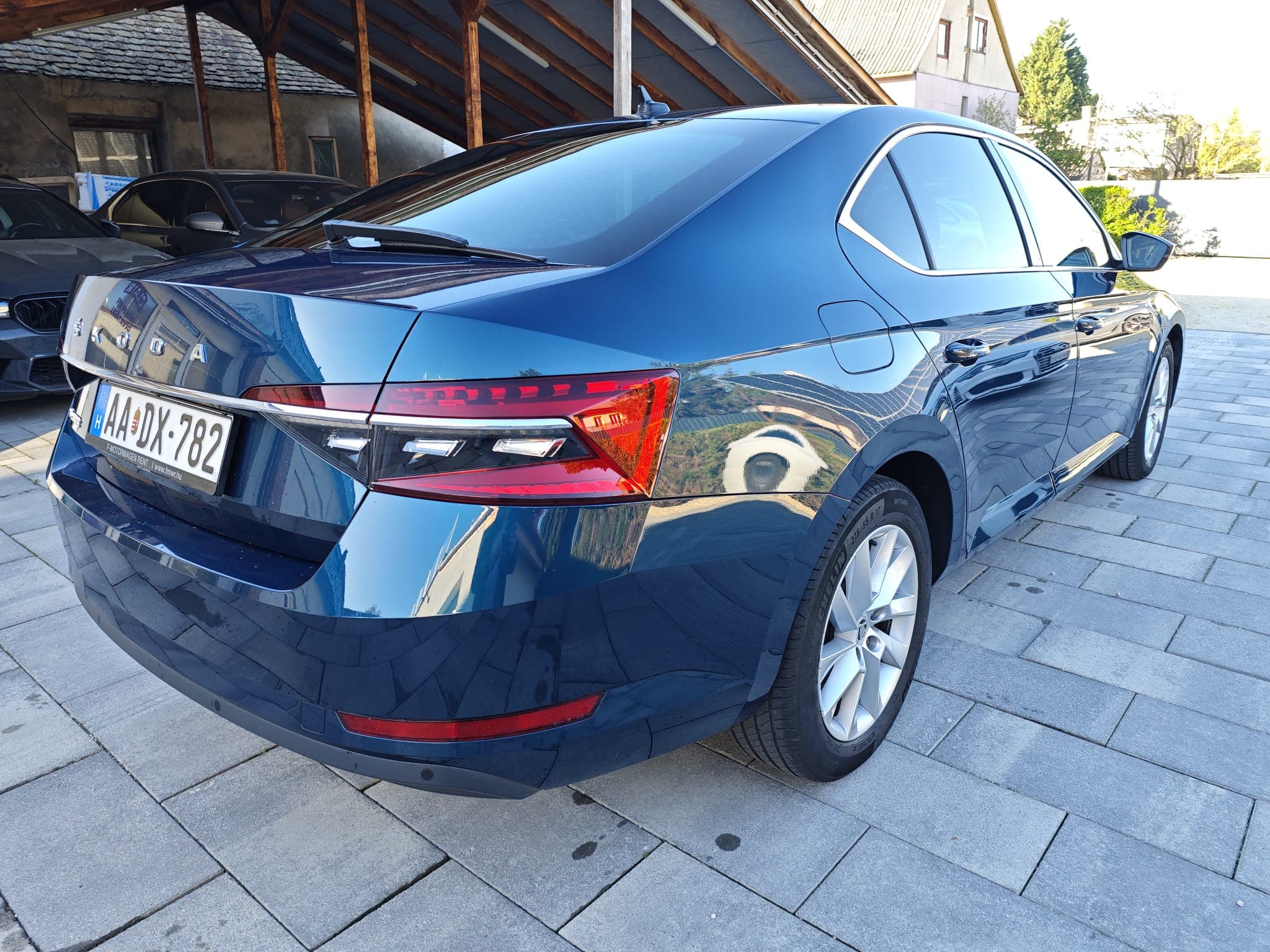 Skoda Superb 2.0 TDI DSG Style Sedan - 2. kép