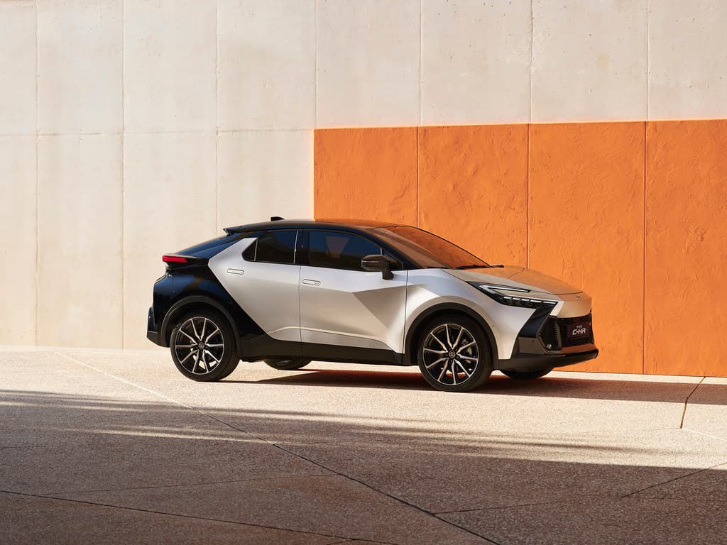 Toyota C-HR SUV 1.8 Hybrid - 1. kép